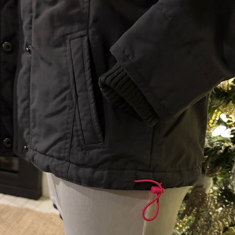 Hollister Women’s All-weather Jacket - Picture 8 of 13